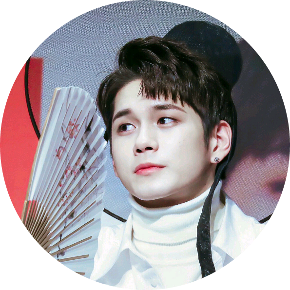 옹성우 image