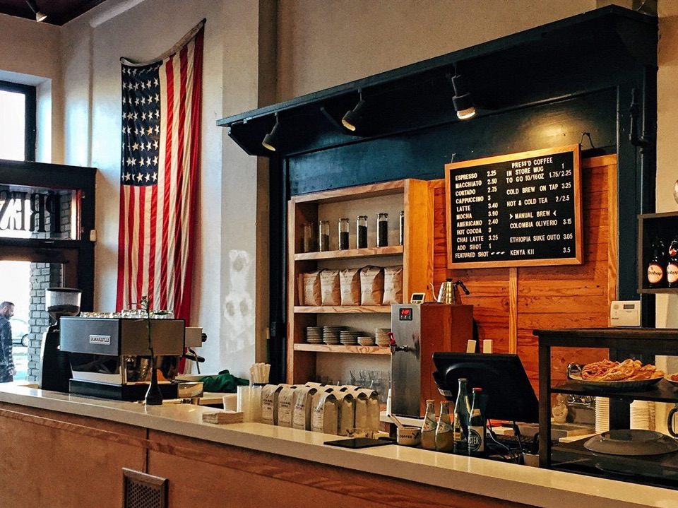 커피 두 잔 먹자 thumbnail