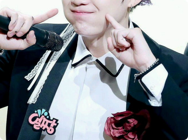 私の兄はミン・ユンギです thumbnail