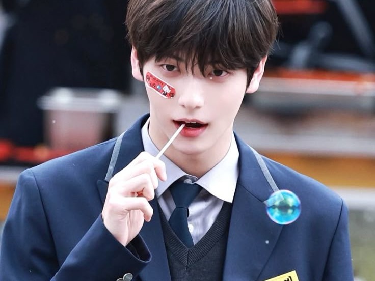 평범한 고등학교 생활 thumbnail