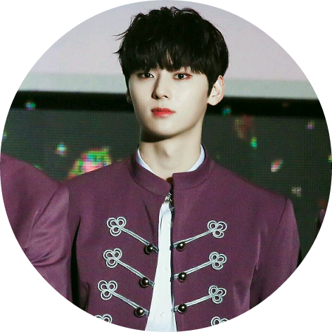 황민현 image