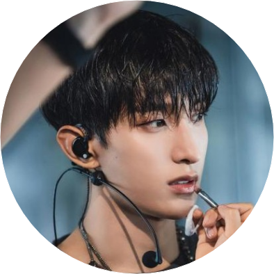 도겸(석민) image