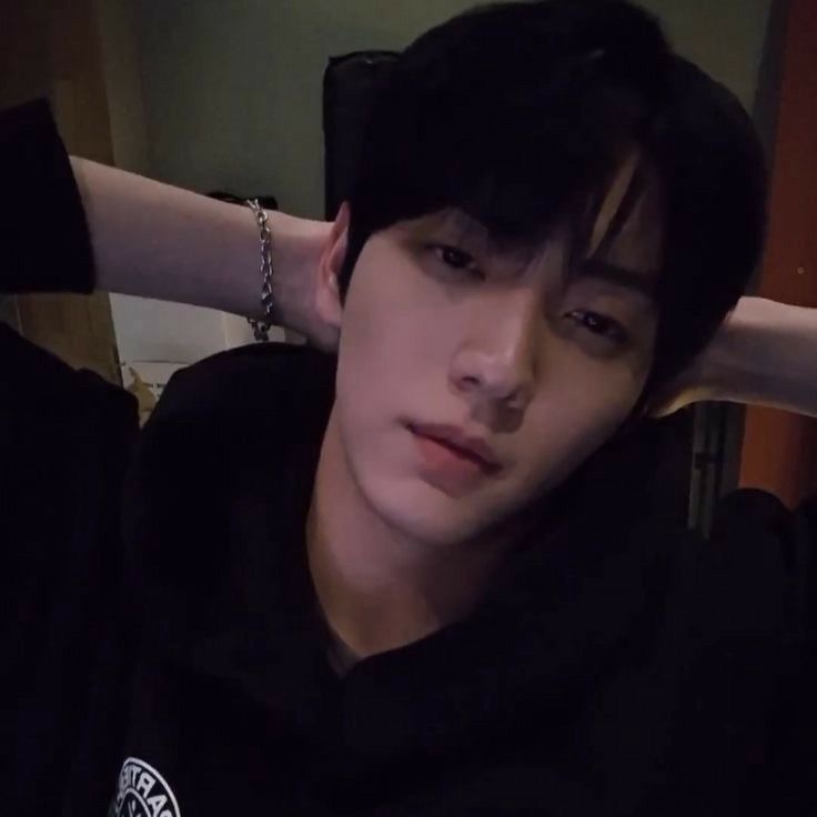 최수빈 image