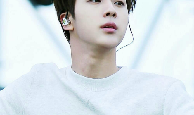 宁愿做个欺凌者，也不愿做个孤僻的人 thumbnail