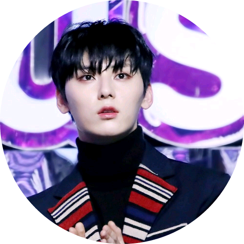 황민현 image