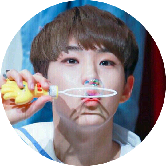 13살 권순영 image