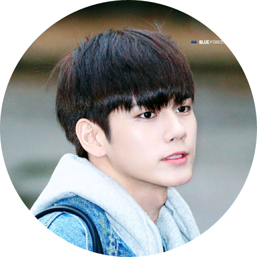 옹성우 image