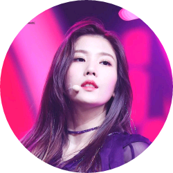 권은비 image
