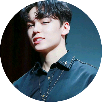 최한솔[19살] image