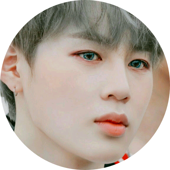 하성운 image