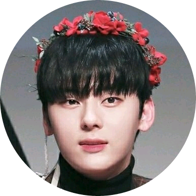 황민현 image