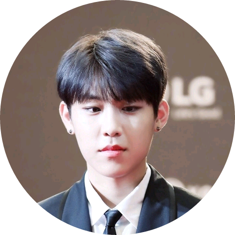 박우진 image