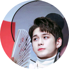 옹성우 image