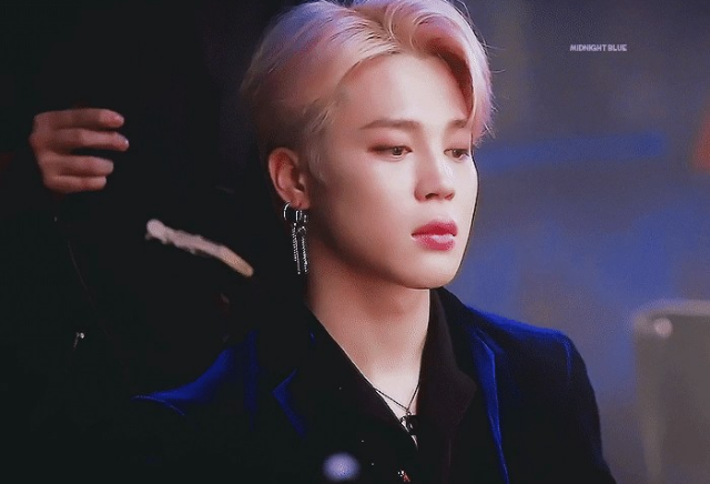 Besé a los amigos de mi hermano. thumbnail