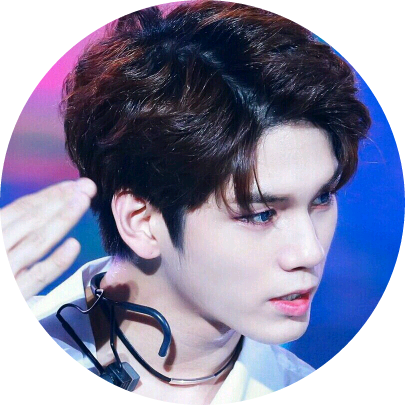 옹성우 image