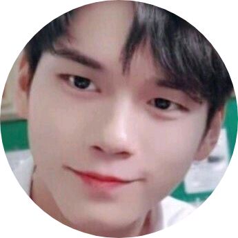 옹성우 image