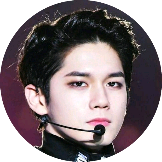 옹성우 image