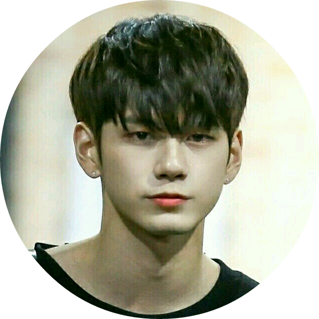 옹성우 image