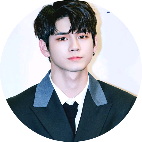 옹성우 image