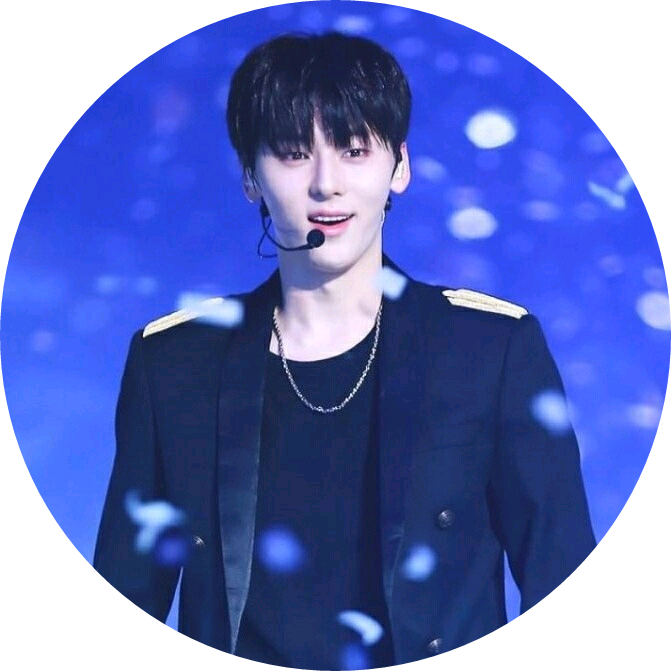 황민현 image