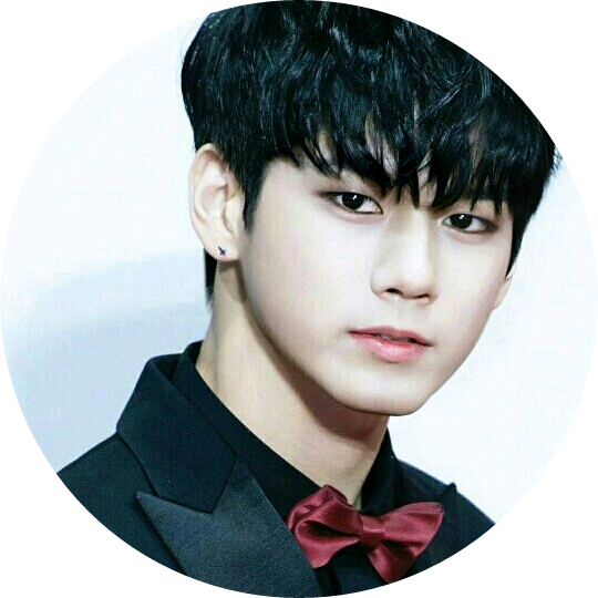 옹성우 image