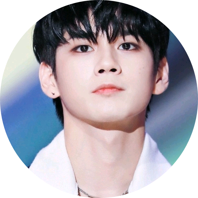 옹성우 image