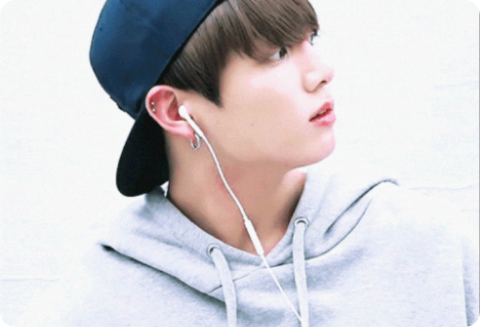 [공모전] 선배와후배 = 남친과여친 thumbnail