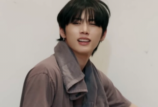 옆집 백수 소꿉친구가 좋아지면 어떻게하죠? thumbnail