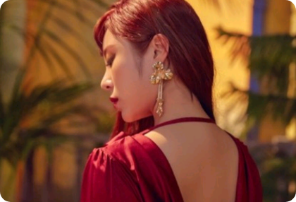 Tôi đang sống chung với một kẻ giết người hàng loạt. thumbnail