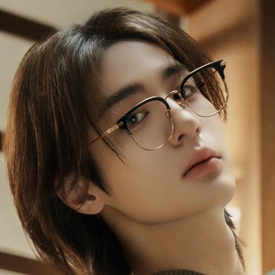 동현 의사 image