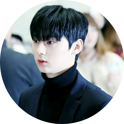 황민현 image