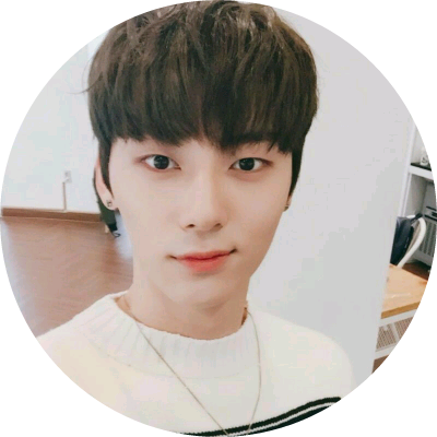 황민현 image