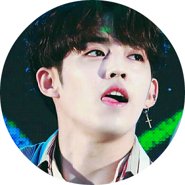 체육관 관장 image