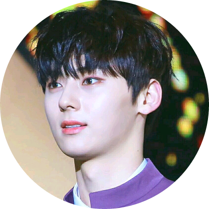 황민현 image