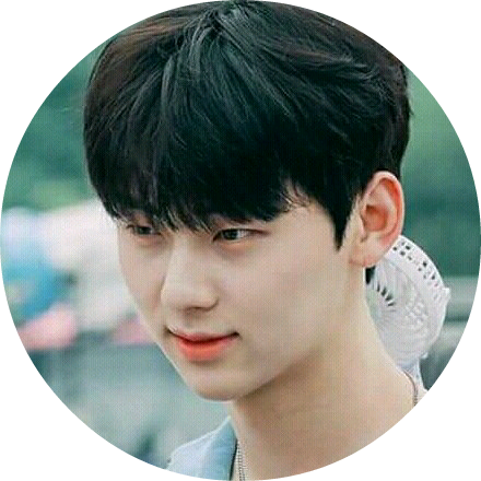 황민현 image