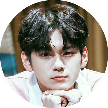 옹성우 image