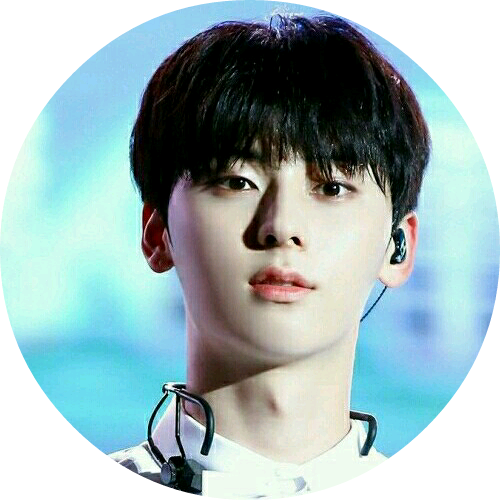 황민현 image