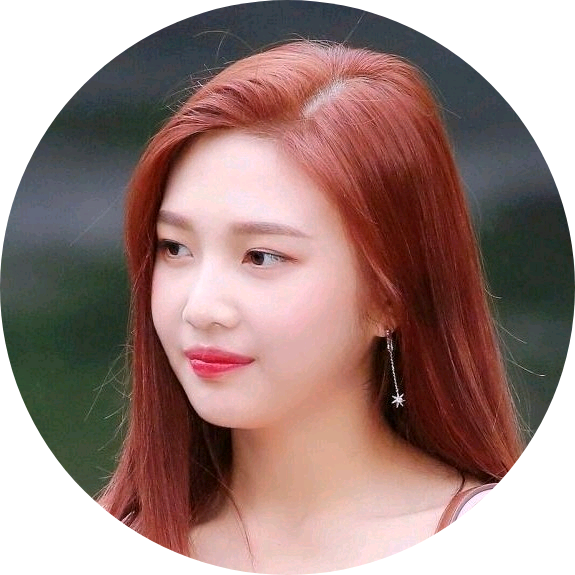 최수영 image
