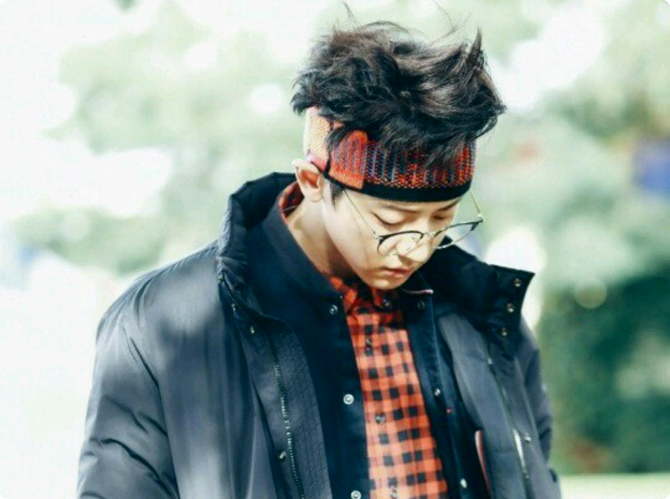 모르지만 알고픈 사람. thumbnail