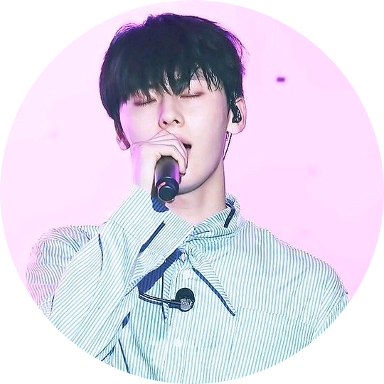 황민현 image