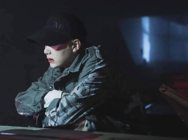 진짜 가족도 아닌게ㅋ thumbnail