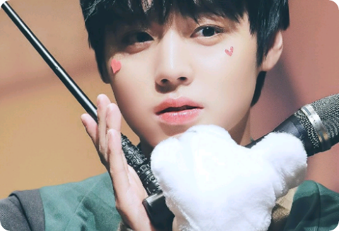 L'histoire d'amour du débutant de Park Ji-hoon ou Wanna One thumbnail