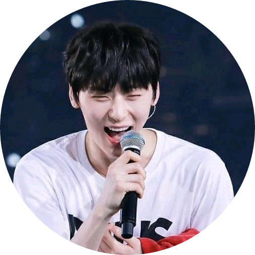 황민현 image