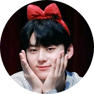 황민현 image