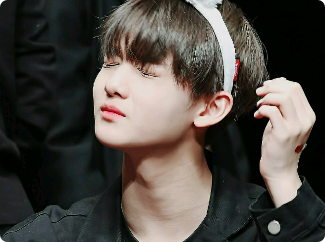 教师与学生年龄相差6岁 thumbnail