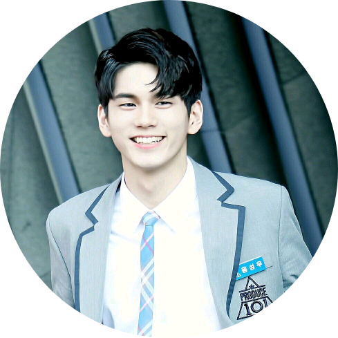 옹성우 image