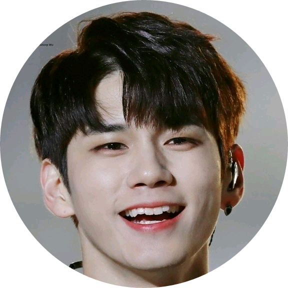 옹성우 image