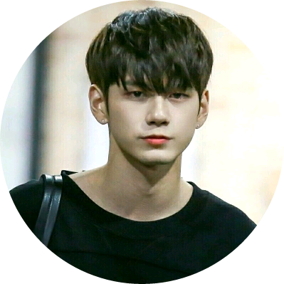 옹성우 image