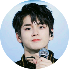 옹성우 image