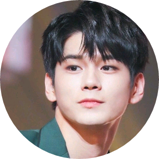 옹성우 image